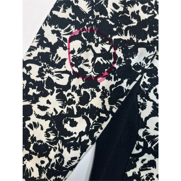 Lululemon Cozy Cuddle Up Jacket Fleur Sombre White Black Style W4IDCS Size 6 - Picture 11 of 14